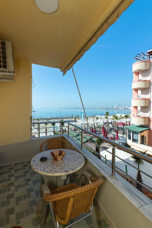 Comfortable Apartment Next To The Beach ดูร์เรส ภายนอก รูปภาพ