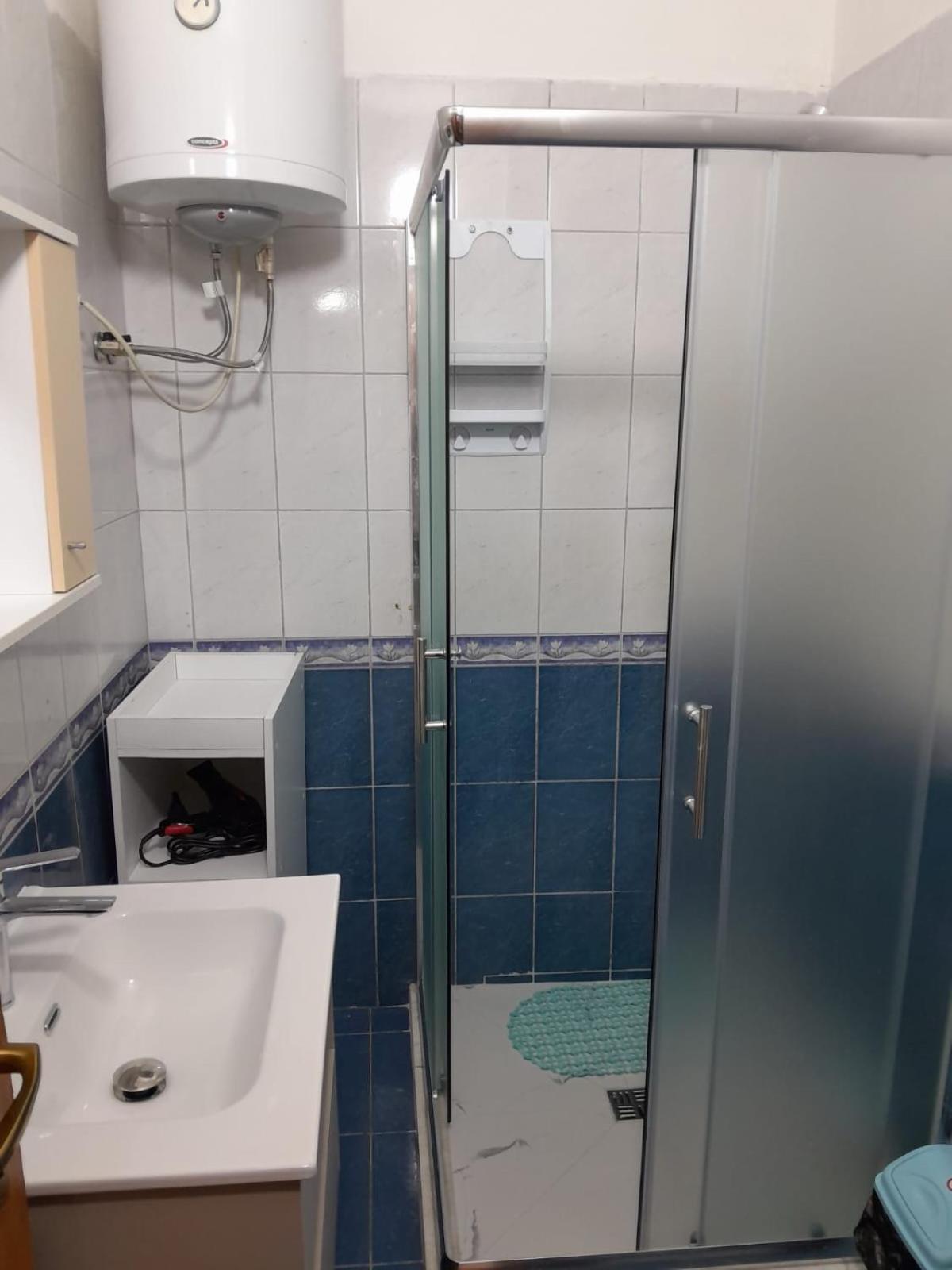 Comfortable Apartment Next To The Beach ดูร์เรส ภายนอก รูปภาพ