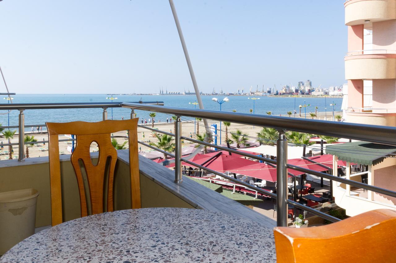 Comfortable Apartment Next To The Beach ดูร์เรส ภายนอก รูปภาพ